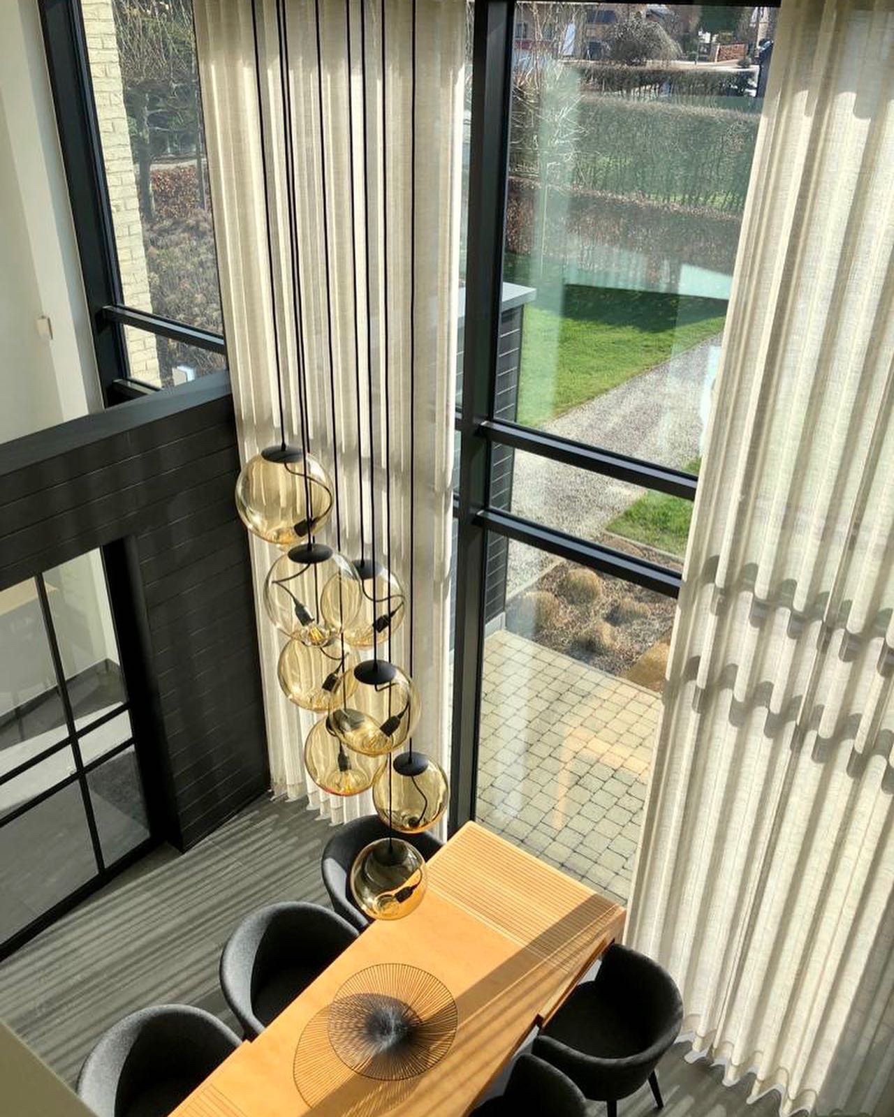 gordijnen hoge plafonds